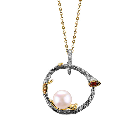 Snail Pearl Necklace